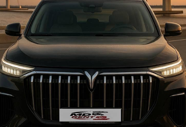 Аренда voyah dream 2024 года в городе Москва Беговая от 12800 руб./сутки, полный привод, двигатель: гибрид, объем 1.5 литров, каско (Мультидрайв), ОСАГО (Мультидрайв), без водителя, недорого, вид 2 - RentRide