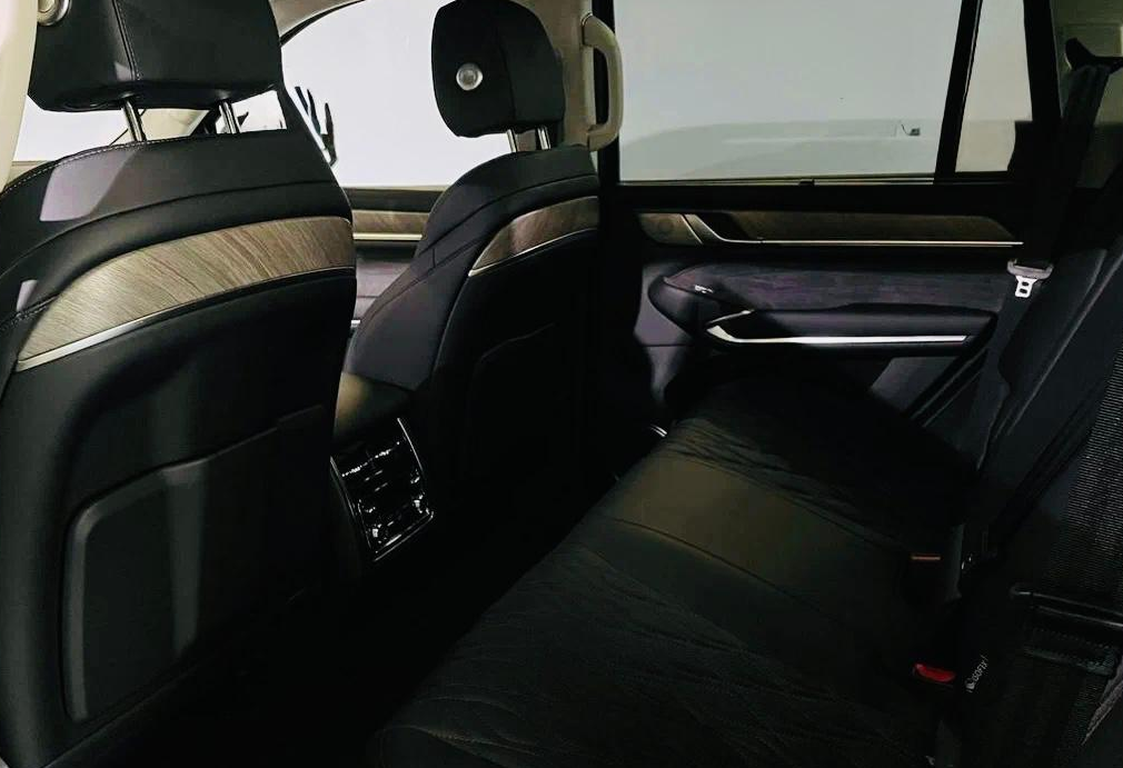 Аренда tank 500 бизнес класса 2024 года в городе Москва Беговая от 11200 руб./сутки, полный привод, двигатель: бензин, объем 3 литра, каско (Мультидрайв), ОСАГО (Мультидрайв), без водителя, недорого, вид 5 - RentRide