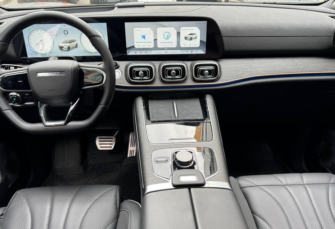 Аренда jaecoo j8 бизнес класса 2024 года в городе Москва Беговая от 8800 руб./сутки, полный привод, двигатель: бензин, объем 2 литра, каско (Мультидрайв), ОСАГО (Мультидрайв), без водителя, недорого, вид 4 - RentRide