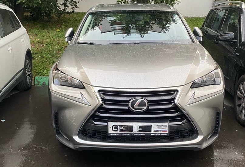 Аренда lexus nx бизнес класса 2015 года в городе Москва Шаболовская от 4960 руб./сутки, полный привод, двигатель: бензин, объем 2 литра, ОСАГО (Мультидрайв), без водителя, недорого, вид 2 - RentRide