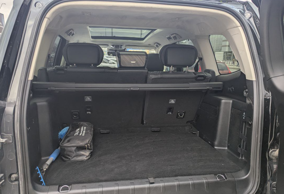 Аренда tank 500 бизнес класса 2023 года в городе Москва от 8400 руб./сутки, полный привод, двигатель: бензин, объем 3 литра, каско (Мультидрайв), ОСАГО (Мультидрайв), без водителя, недорого, вид 8 - RentRide