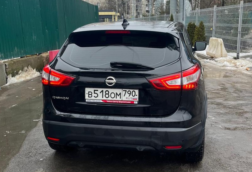 Аренда nissan qashqai эконом класса 2018 года в городе Москва от 2800 руб./сутки, передний привод, двигатель: бензин, объем 2 литра, ОСАГО (Мультидрайв), без водителя, недорого, вид 4 - RentRide