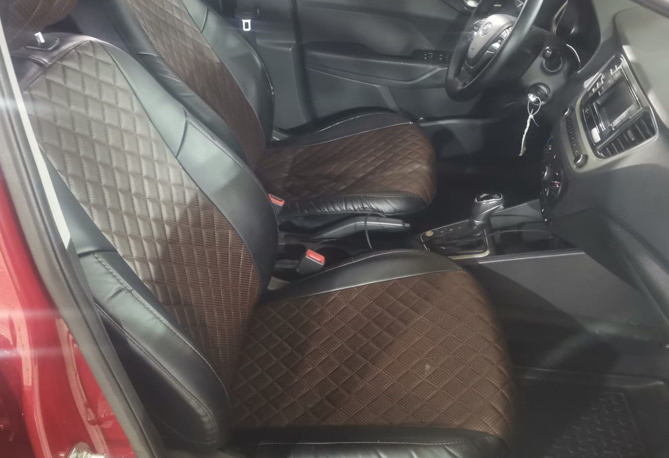 Аренда hyundai solaris эконом класса 2017 года в городе Москва Котельники от 2400 руб./сутки, передний привод, двигатель: бензин, объем 1.6 литров, ОСАГО (Впишу в полис), без водителя, недорого, вид 6 - RentRide