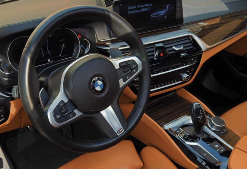 Аренда bmw 5-serii 2017 года в городе Москва ЦСКА от 10320 руб./сутки, задний привод, двигатель: бензин, объем 2 литра, ОСАГО (Мультидрайв), без водителя, недорого, вид 5 - RentRide