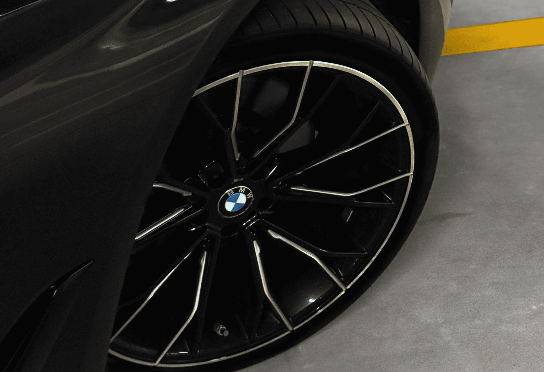 Аренда bmw 5-serii 2017 года в городе Москва ЦСКА от 10320 руб./сутки, задний привод, двигатель: бензин, объем 2 литра, ОСАГО (Мультидрайв), без водителя, недорого, вид 10 - RentRide