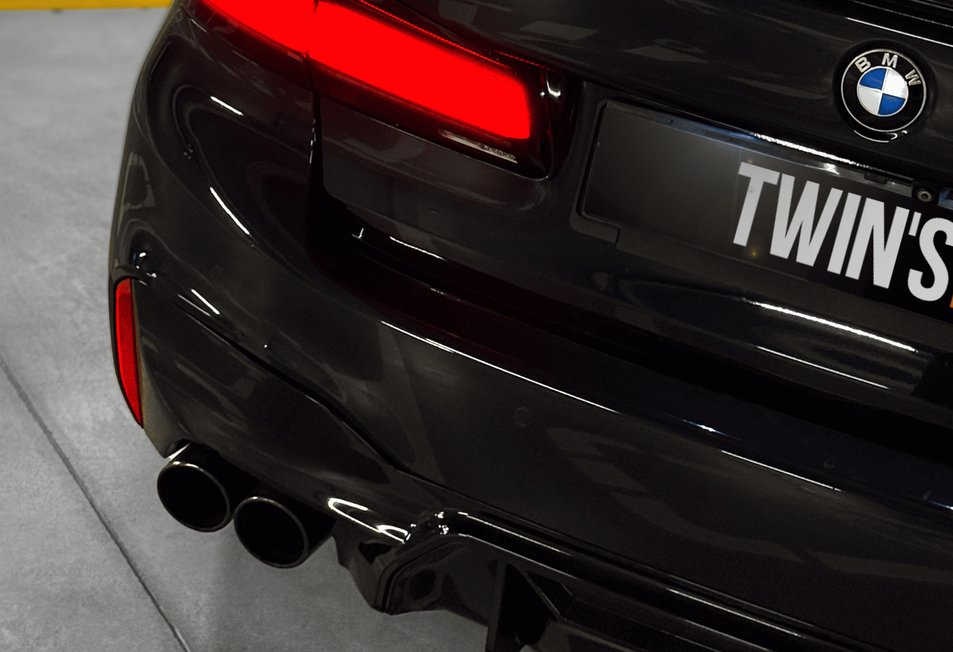 Аренда bmw 5-serii 2017 года в городе Москва ЦСКА от 10320 руб./сутки, задний привод, двигатель: бензин, объем 2 литра, ОСАГО (Мультидрайв), без водителя, недорого, вид 9 - RentRide