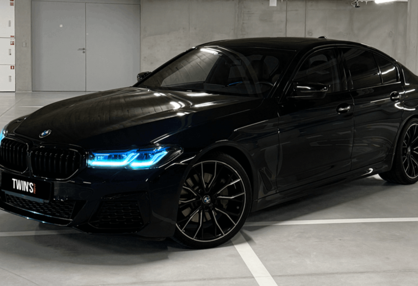 Аренда bmw 5-serii 2017 года в городе Москва ЦСКА от 10320 руб./сутки, задний привод, двигатель: бензин, объем 2 литра, ОСАГО (Мультидрайв), без водителя, недорого - RentRide