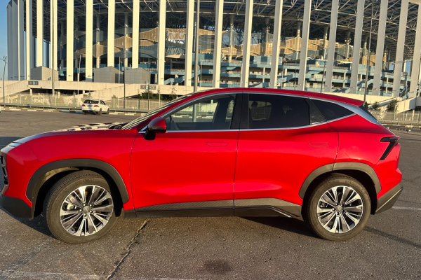 Прокат авто jetour dashing стандарт класса 2024 года в городе Москва Народное Ополчение от 4000 руб./сутки, передний привод, двигатель: бензин, объем 1.6 литров, каско (Мультидрайв), ОСАГО (Мультидрайв), без водителя, недорого - RentRide