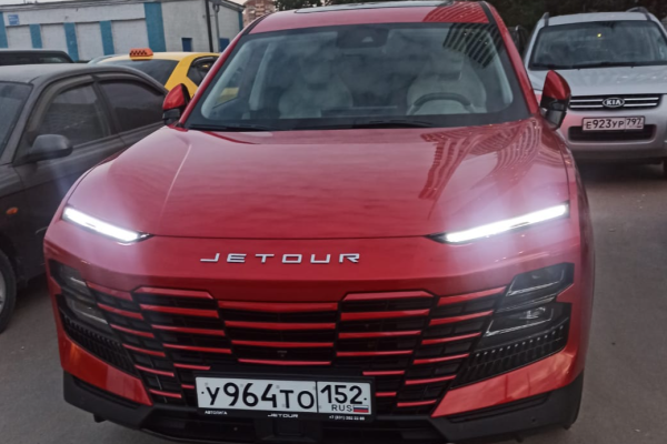 Прокат авто jetour dashing комфорт класса 2024 года в городе Москва Народное Ополчение от 4200 руб./сутки, передний привод, двигатель: бензин, объем 1.6 литров, каско (Мультидрайв), ОСАГО (Мультидрайв), без водителя, недорого - RentRide