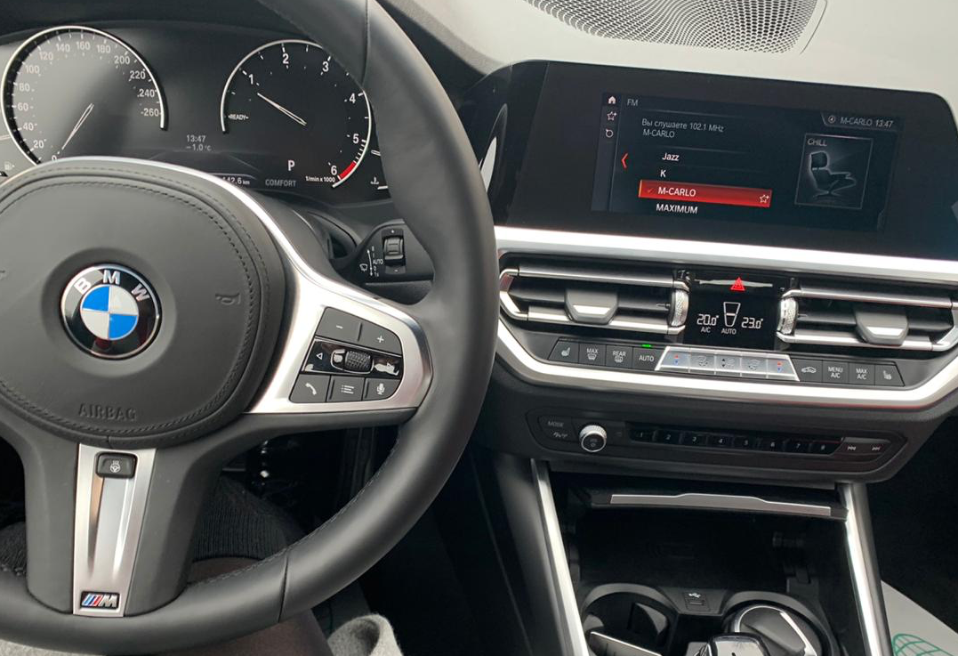 Аренда bmw 3-serii бизнес класса 2019 года в городе Москва Давыдково от 9600 руб./сутки, полный привод, двигатель: дизель, объем 2 литра, ОСАГО (Впишу в полис), без водителя, недорого, вид 2 - RentRide