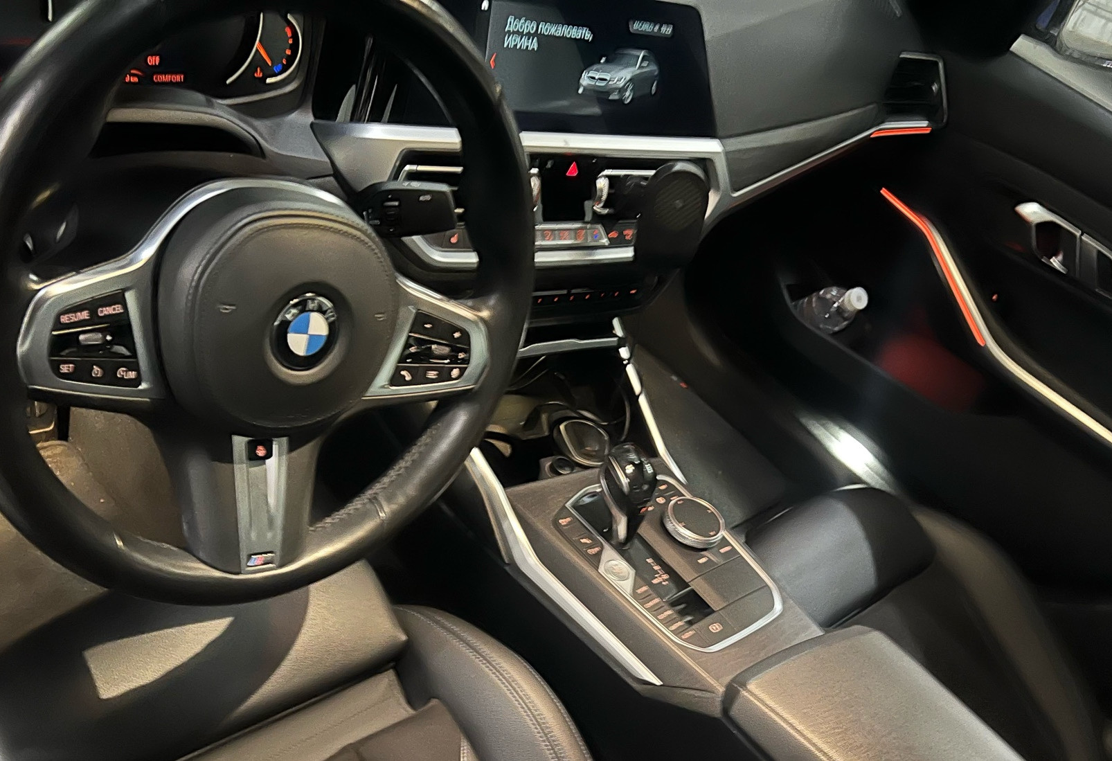 Аренда bmw 3-serii бизнес класса 2019 года в городе Москва Давыдково от 9600 руб./сутки, полный привод, двигатель: дизель, объем 2 литра, ОСАГО (Впишу в полис), без водителя, недорого, вид 3 - RentRide