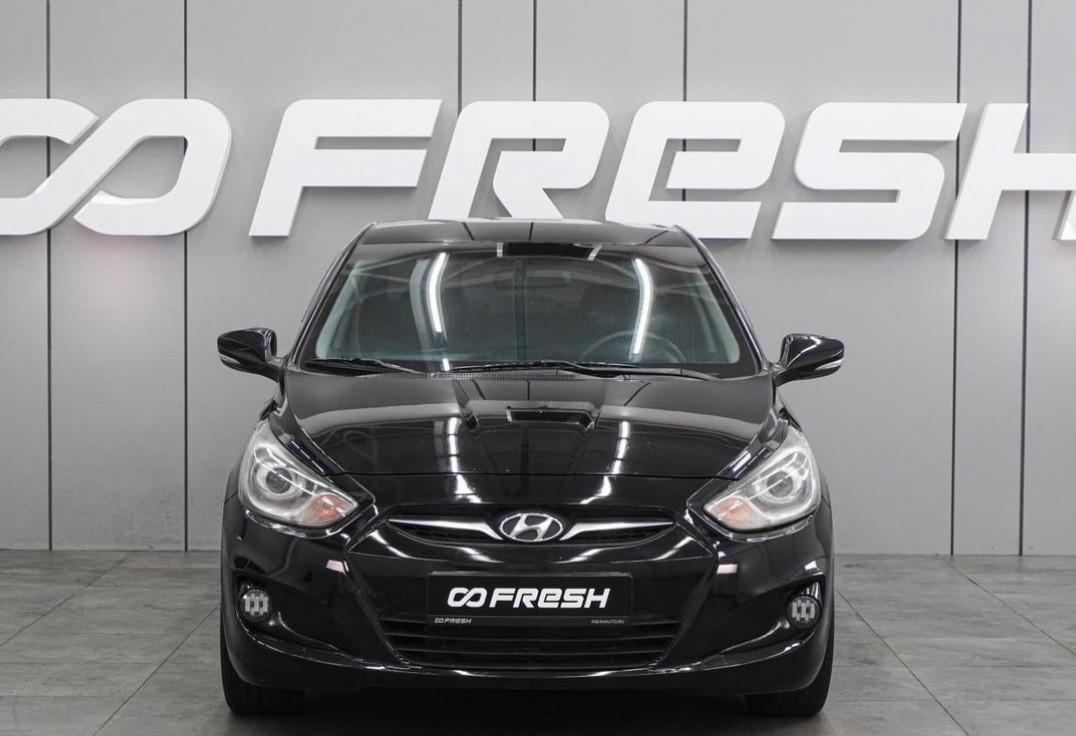 Аренда hyundai solaris эконом класса 2013 года в городе Москва Алтуфьево от 1680 руб./сутки, передний привод, двигатель: бензин, объем 1.6 литров, ОСАГО (Впишу в полис), без водителя, недорого, вид 2 - RentRide