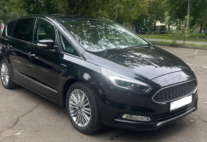 Аренда ford s-max 2018 года в городе Москва Бульвар Рокоссовского от 4000 руб./сутки, передний привод, двигатель: дизель, объем 2 литра, каско (Мультидрайв), ОСАГО (Впишу в полис), без водителя, недорого - RentRide
