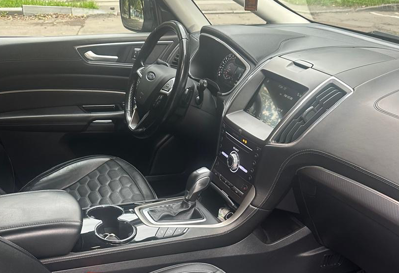 Аренда ford s-max 2018 года в городе Москва Бульвар Рокоссовского от 4000 руб./сутки, передний привод, двигатель: дизель, объем 2 литра, каско (Мультидрайв), ОСАГО (Впишу в полис), без водителя, недорого, вид 7 - RentRide