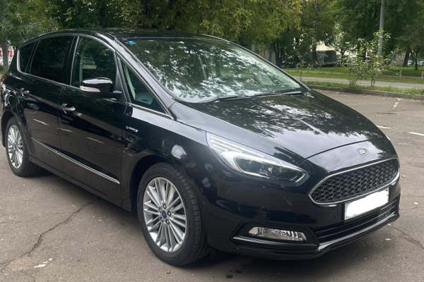 Прокат авто ford s-max 2018 года в городе Москва Бульвар Рокоссовского от 4000 руб./сутки, передний привод, двигатель: дизель, объем 2 литра, каско (Мультидрайв), ОСАГО (Впишу в полис), без водителя, недорого - RentRide