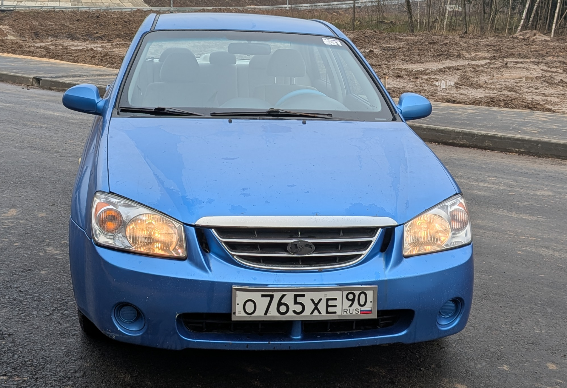 Аренда kia cerato эконом класса 2005 года в городе Москва Крылатское от 1520 руб./сутки, передний привод, двигатель: бензин, объем 1.6 литров, ОСАГО (Впишу в полис), без водителя, недорого, вид 3 - RentRide