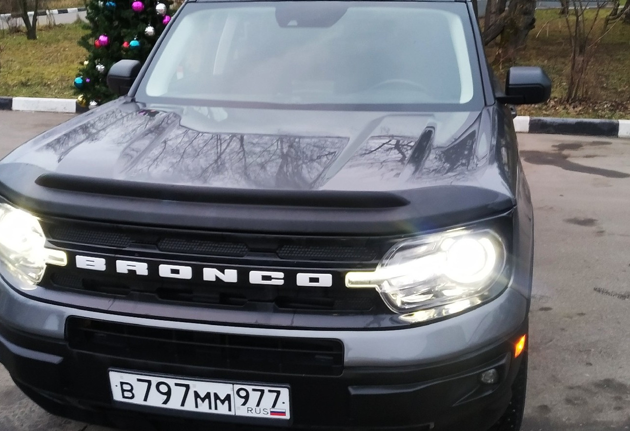 Аренда ford bronco комфорт класса 2021 года в городе Москва Нагорная от 6320 руб./сутки, полный привод, двигатель: бензин, объем 1.5 литров, ОСАГО (Мультидрайв), без водителя, недорого, вид 3 - RentRide