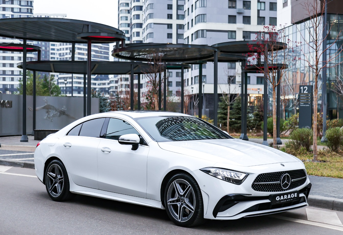 Аренда mercedes-benz cls премиум класса 2021 года в городе Москва Авиамоторная от 14320 руб./сутки, полный привод, двигатель: дизель, объем 2 литра, каско (Мультидрайв), ОСАГО (Мультидрайв), без водителя, недорого - RentRide