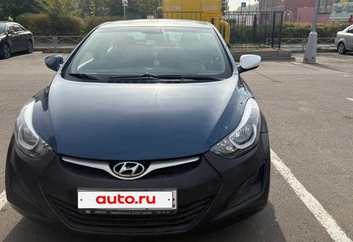 Аренда hyundai elantra эконом класса 2015 года в городе Москва от 2100 руб./сутки, передний привод, двигатель: бензин, объем 1.6 литров, ОСАГО (Впишу в полис), без водителя, недорого, вид 5 - RentRide