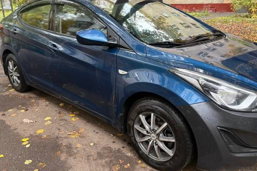 Прокат авто hyundai elantra эконом класса 2015 года в городе Долгопрудный от 2100 руб./сутки, передний привод, двигатель: бензин, объем 1.6 литров, ОСАГО (Впишу в полис), без водителя, недорого - RentRide