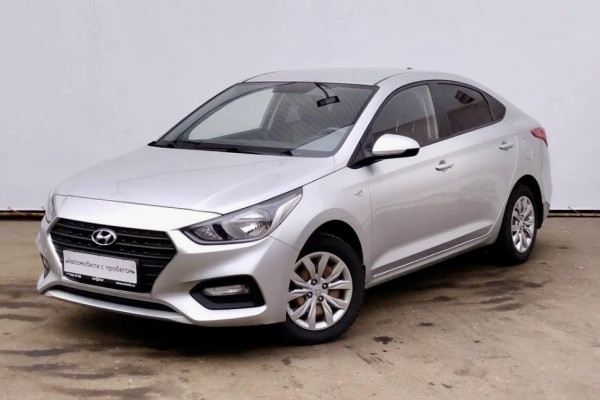 Прокат авто hyundai solaris эконом класса 2017 года в городе Москва ВДНХ от 1790 руб./сутки, передний привод, двигатель: бензин, объем 1.6 литров, ОСАГО (Мультидрайв), без водителя, недорого - RentRide