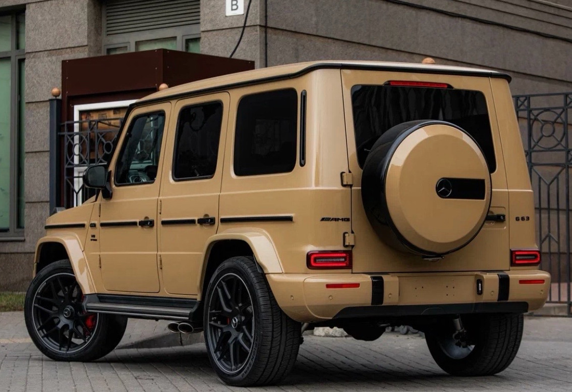 Аренда mercedes-benz g-klass премиум класса 2024 года в городе Москва Шаболовская от 56000 руб./сутки, полный привод, двигатель: бензин, объем 4 литра, каско (Впишу в полис), ОСАГО (Впишу в полис), без водителя, недорого, вид 7 - RentRide