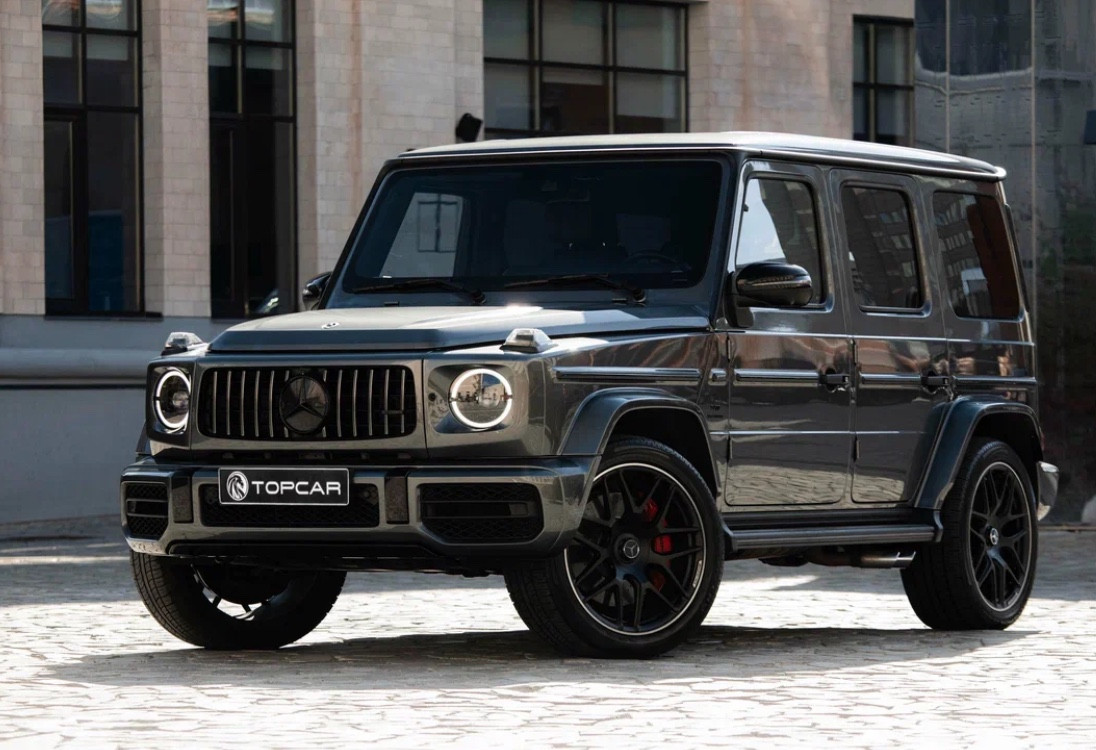 Аренда mercedes-benz g-klass-amg премиум класса 2023 года в городе Москва Шаболовская от 52000 руб./сутки, полный привод, двигатель: бензин, каско (Впишу в полис), ОСАГО (Впишу в полис), без водителя, недорого - RentRide