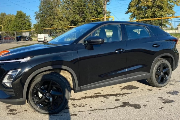 Прокат авто omoda c5 комфорт класса 2024 года в городе Ульяновск от 4300 руб./сутки, передний привод, двигатель: бензин, объем 1.5 литров, ОСАГО (Мультидрайв), без водителя, недорого - RentRide