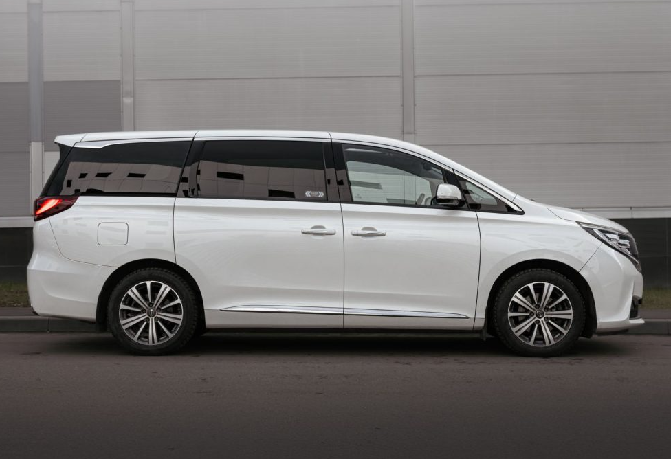 Аренда gac gn8 2021 года в городе Москва Крылатское от 7200 руб./сутки, передний привод, двигатель: бензин, объем 2 литра, ОСАГО (Мультидрайв), без водителя, недорого, вид 3 - RentRide