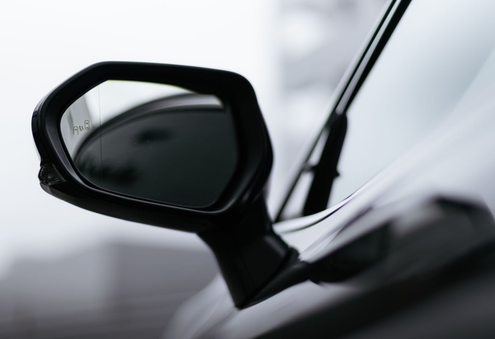 Аренда toyota camry комфорт класса 2019 года в городе Москва Крылатское от 5760 руб./сутки, передний привод, двигатель: бензин, объем 2.5 литров, ОСАГО (Мультидрайв), без водителя, недорого, вид 5 - RentRide