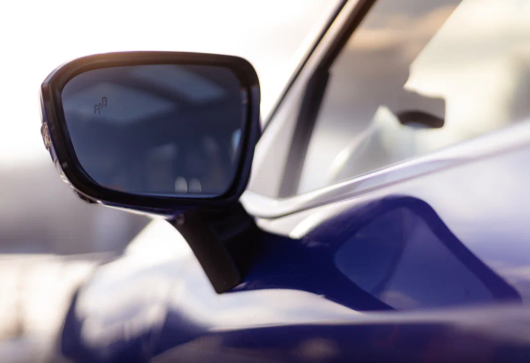 Аренда exeed lx комфорт класса 2023 года в городе Москва Крылатское от 4000 руб./сутки, полный привод, двигатель: бензин, объем 1.6 литров, ОСАГО (Мультидрайв), без водителя, недорого, вид 2 - RentRide