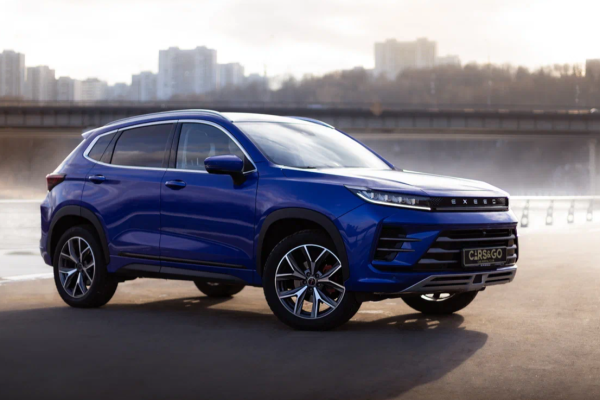Прокат авто exeed lx комфорт класса 2023 года в городе Москва Крылатское от 4000 руб./сутки, полный привод, двигатель: бензин, объем 1.6 литров, ОСАГО (Мультидрайв), без водителя, недорого - RentRide