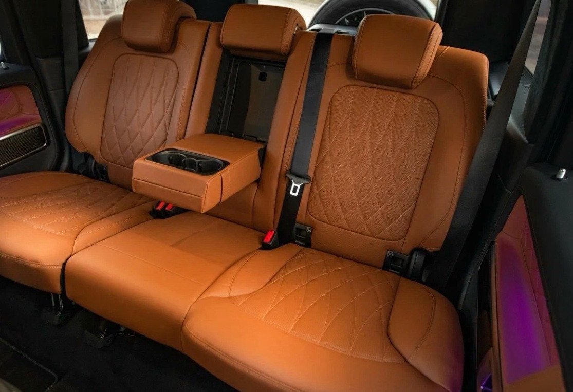 Аренда mercedes-benz g-klass-amg премиум класса 2024 года в городе Москва Шаболовская от 64000 руб./сутки, полный привод, двигатель: гибрид, объем 4 литра, каско (Мультидрайв), ОСАГО (Мультидрайв), без водителя, недорого, вид 13 - RentRide