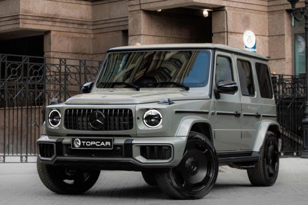 Прокат авто mercedes-benz g-klass-amg премиум класса 2024 года в городе Москва Шаболовская от 64000 руб./сутки, полный привод, двигатель: гибрид, объем 4 литра, каско (Мультидрайв), ОСАГО (Мультидрайв), без водителя, недорого - RentRide