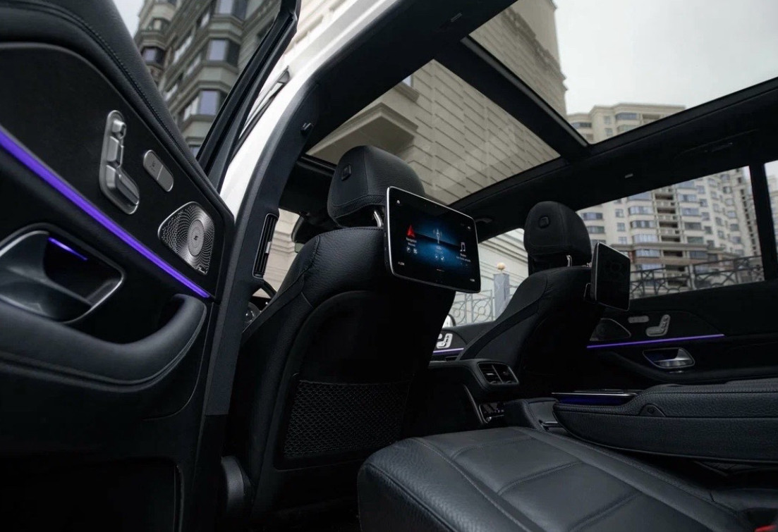 Аренда mercedes-benz gls-amg премиум класса 2021 года в городе Москва Шаболовская от 36800 руб./сутки, полный привод, двигатель: бензин, объем 4 литра, каско (Мультидрайв), ОСАГО (Мультидрайв), без водителя, недорого, вид 13 - RentRide