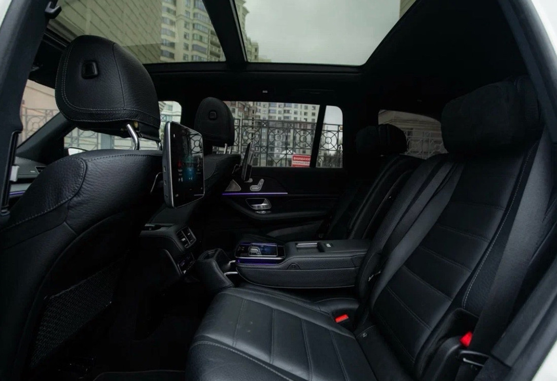 Аренда mercedes-benz gls-amg премиум класса 2021 года в городе Москва Шаболовская от 36800 руб./сутки, полный привод, двигатель: бензин, объем 4 литра, каско (Мультидрайв), ОСАГО (Мультидрайв), без водителя, недорого, вид 12 - RentRide
