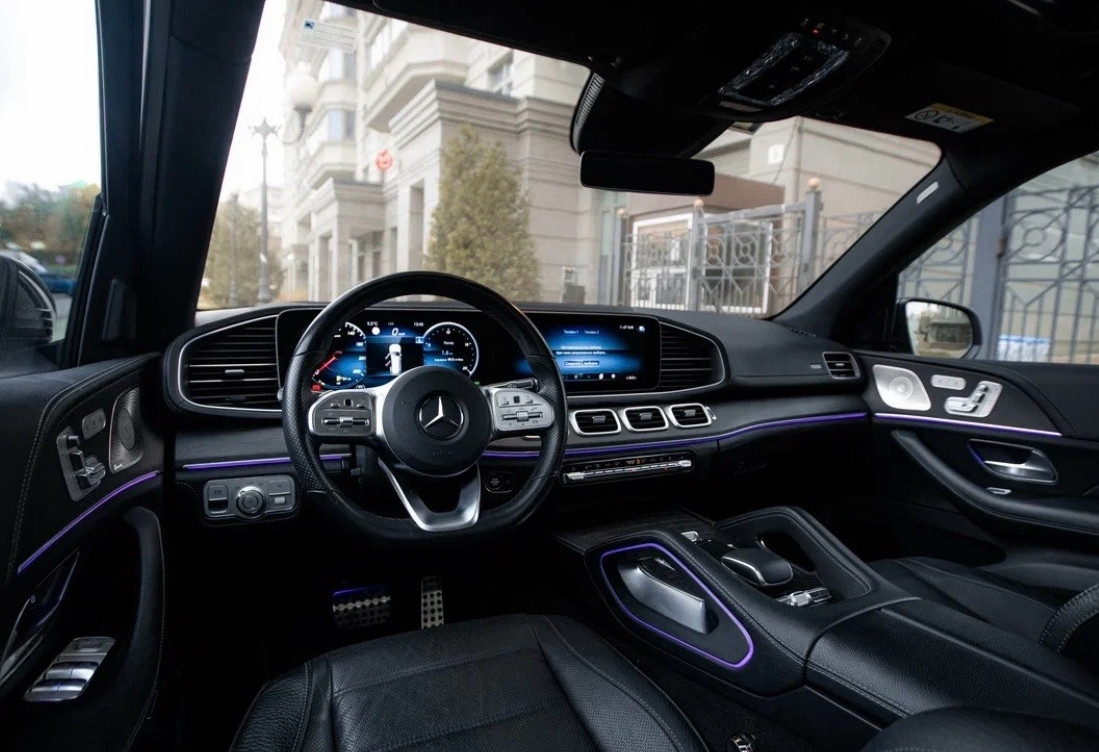 Аренда mercedes-benz gls-amg премиум класса 2021 года в городе Москва Шаболовская от 36800 руб./сутки, полный привод, двигатель: бензин, объем 4 литра, каско (Мультидрайв), ОСАГО (Мультидрайв), без водителя, недорого, вид 18 - RentRide