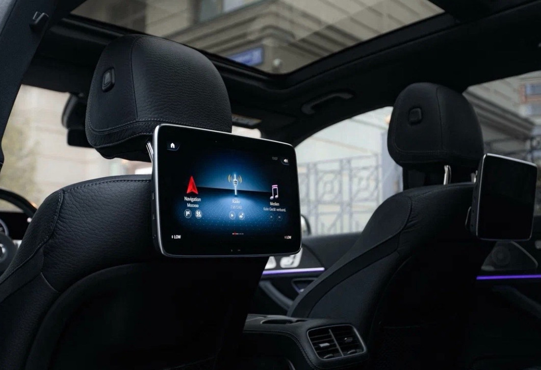 Аренда mercedes-benz gls-amg премиум класса 2021 года в городе Москва Шаболовская от 36800 руб./сутки, полный привод, двигатель: бензин, объем 4 литра, каско (Мультидрайв), ОСАГО (Мультидрайв), без водителя, недорого, вид 14 - RentRide