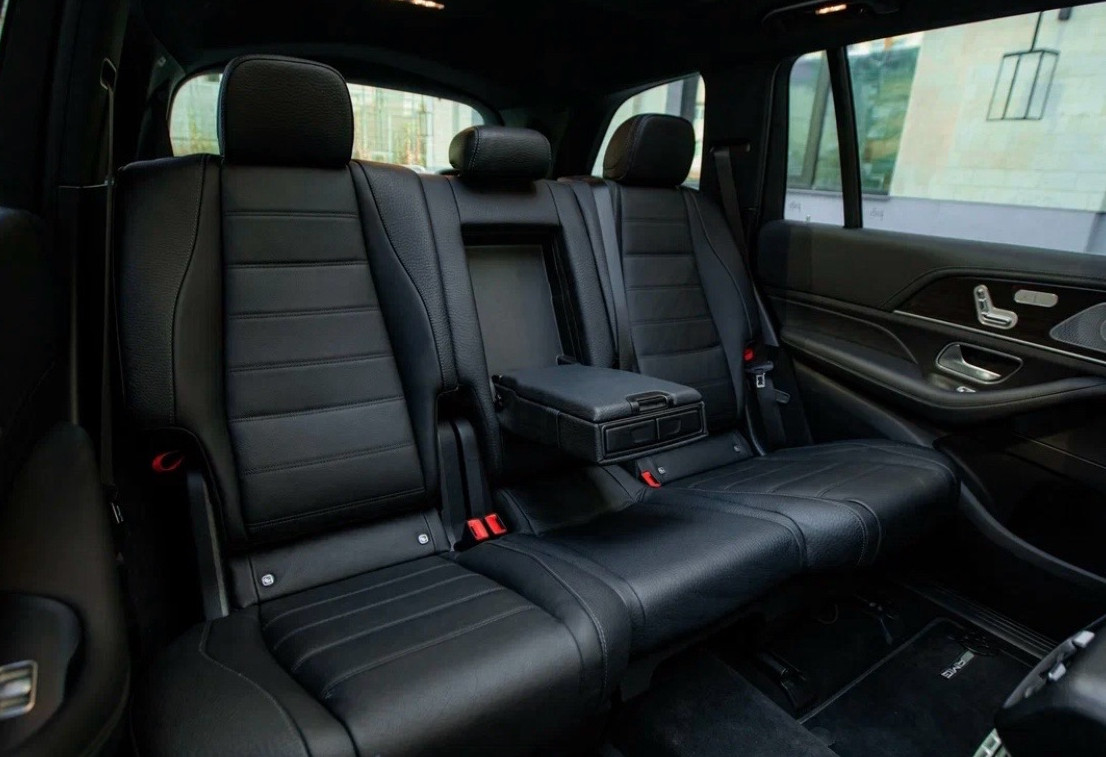 Аренда mercedes-benz gls премиум класса 2022 года в городе Москва Шаболовская от 28000 руб./сутки, полный привод, двигатель: дизель, объем 2.9 литров, каско (Мультидрайв), ОСАГО (Мультидрайв), без водителя, недорого, вид 11 - RentRide