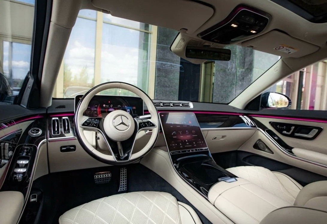 Аренда mercedes-benz s-klass премиум класса 2021 года в городе Москва Шаболовская от 28000 руб./сутки, полный привод, двигатель: гибрид, объем 3 литра, каско (Мультидрайв), ОСАГО (Мультидрайв), без водителя, недорого, вид 11 - RentRide