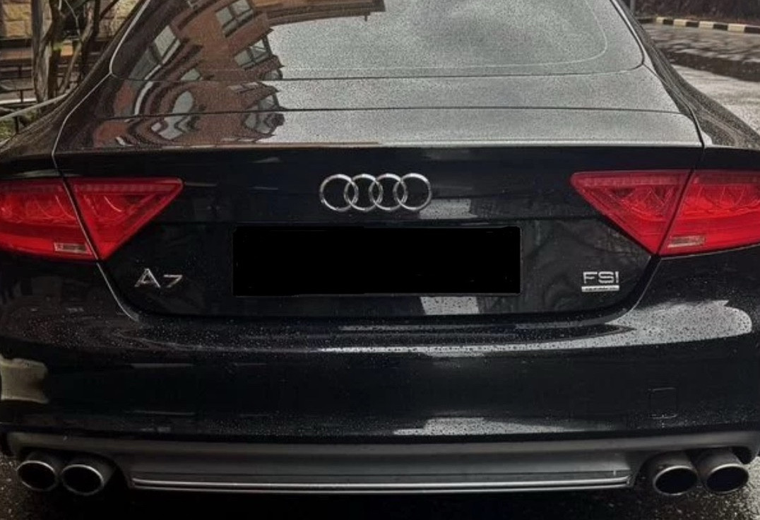Аренда audi a7 стандарт класса 2012 года в городе Москва Физтех от 4800 руб./сутки, полный привод, двигатель: бензин, объем 204 литра, ОСАГО (Мультидрайв), без водителя, недорого, вид 3 - RentRide