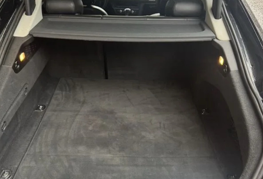 Аренда audi a7 стандарт класса 2012 года в городе Москва Физтех от 4800 руб./сутки, полный привод, двигатель: бензин, объем 204 литра, ОСАГО (Мультидрайв), без водителя, недорого, вид 5 - RentRide