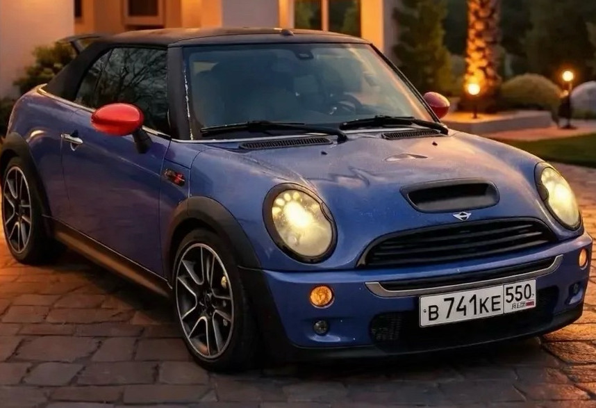 Аренда mini cabrio 2006 года в городе Москва Физтех от 2800 руб./сутки, передний привод, двигатель: бензин, объем 1.6 литров, ОСАГО (Мультидрайв), без водителя, недорого - RentRide