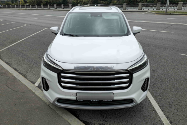 Прокат авто exeed vx комфорт класса 2023 года в городе Москва Таганская от 6900 руб./сутки, полный привод, двигатель: бензин, объем 2 литра, каско (Мультидрайв), ОСАГО (Мультидрайв), без водителя, недорого - RentRide