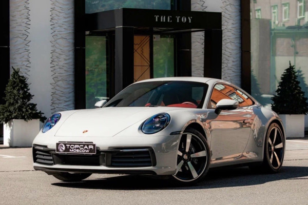 Прокат авто porsche 911 премиум класса 2021 года в городе Москва Тульская от 36000 руб./сутки, передний привод, двигатель: бензин, объем 3 литра, каско (Мультидрайв), ОСАГО (Мультидрайв), без водителя, недорого - RentRide