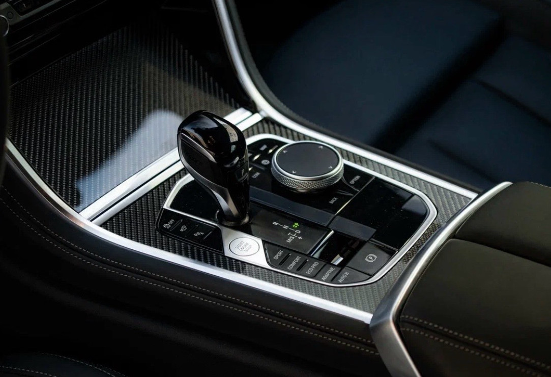 Аренда bmw 8-serii премиум класса 2023 года в городе Москва Шаболовская от 20000 руб./сутки, полный привод, двигатель: гибрид, объем 3 литра, каско (Мультидрайв), ОСАГО (Мультидрайв), без водителя, недорого, вид 8 - RentRide