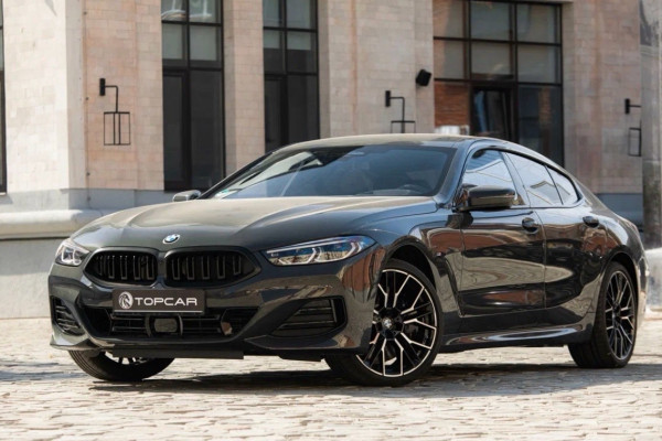 Прокат авто bmw 8-serii премиум класса 2023 года в городе Москва Шаболовская от 20000 руб./сутки, полный привод, двигатель: гибрид, объем 3 литра, каско (Мультидрайв), ОСАГО (Мультидрайв), без водителя, недорого - RentRide