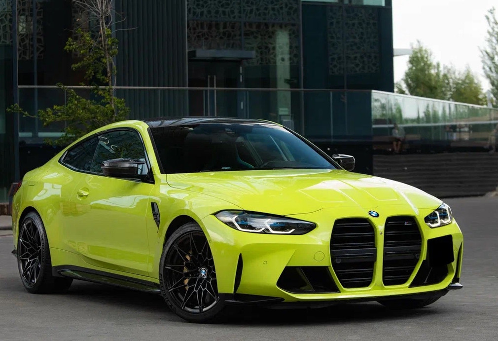 Аренда bmw m4 премиум класса 2021 года в городе Москва Тульская от 32000 руб./сутки, полный привод, двигатель: бензин, объем 3 литра, каско (Мультидрайв), ОСАГО (Мультидрайв), без водителя, недорого, вид 3 - RentRide