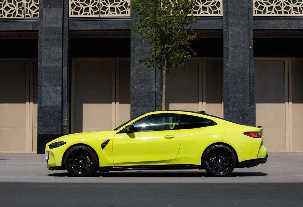 Аренда bmw m4 премиум класса 2021 года в городе Москва Тульская от 32000 руб./сутки, полный привод, двигатель: бензин, объем 3 литра, каско (Мультидрайв), ОСАГО (Мультидрайв), без водителя, недорого, вид 4 - RentRide