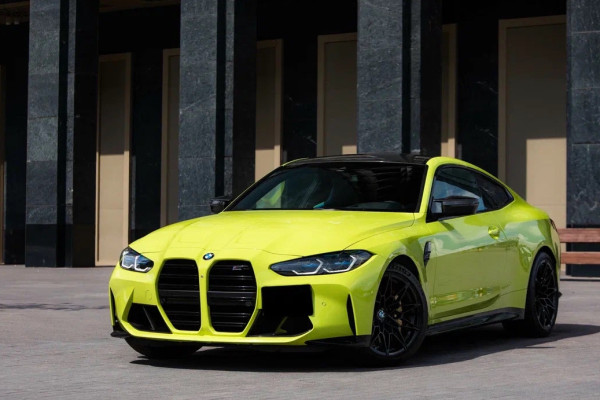 Прокат авто bmw m4 премиум класса 2021 года в городе Москва Тульская от 32000 руб./сутки, полный привод, двигатель: бензин, объем 3 литра, каско (Мультидрайв), ОСАГО (Мультидрайв), без водителя, недорого - RentRide